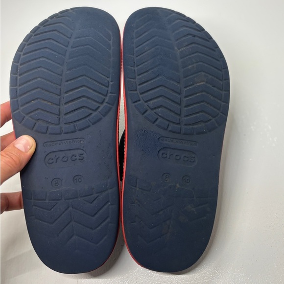 Unisex Crocs Navy with Red Trim men’s size 8 women’s size 10 - Picture 7 of 8